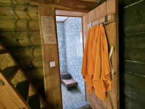 Home atsikivi puhketalu saunamaja